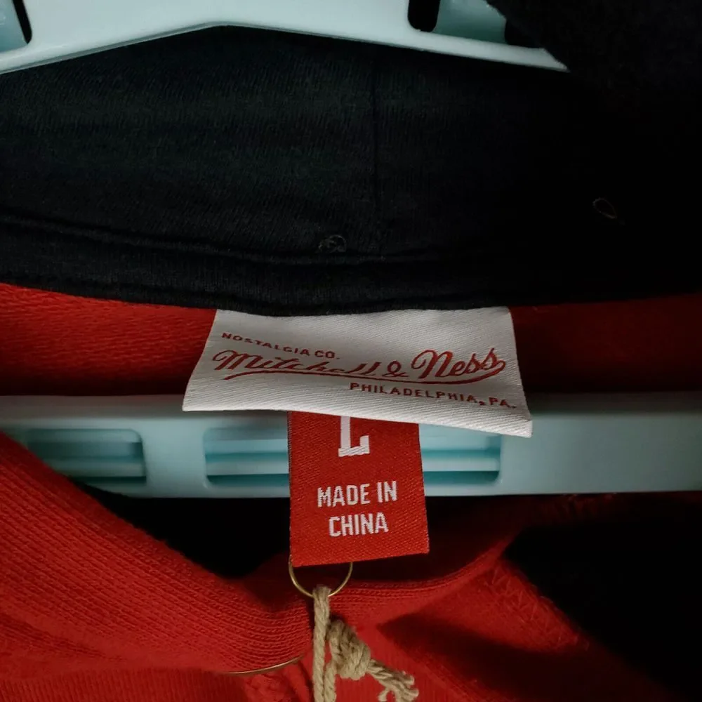 Chicago Bulls Mitchell & Ness NBA‎ L Large Hoodie Chenille Stitch Logos Red NWT